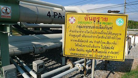 Varningsskylt i Map Ta Phut